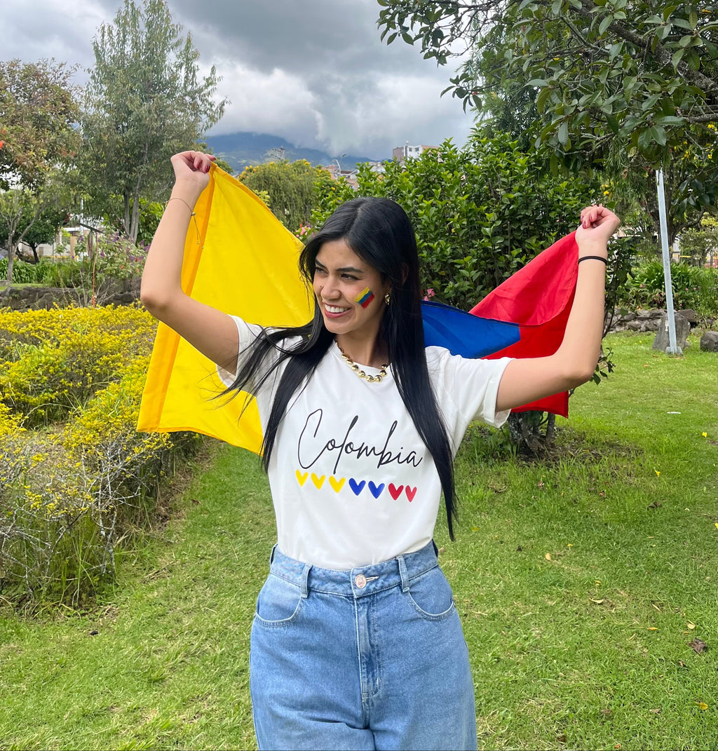 Camiseta Tricolor Hearts Col