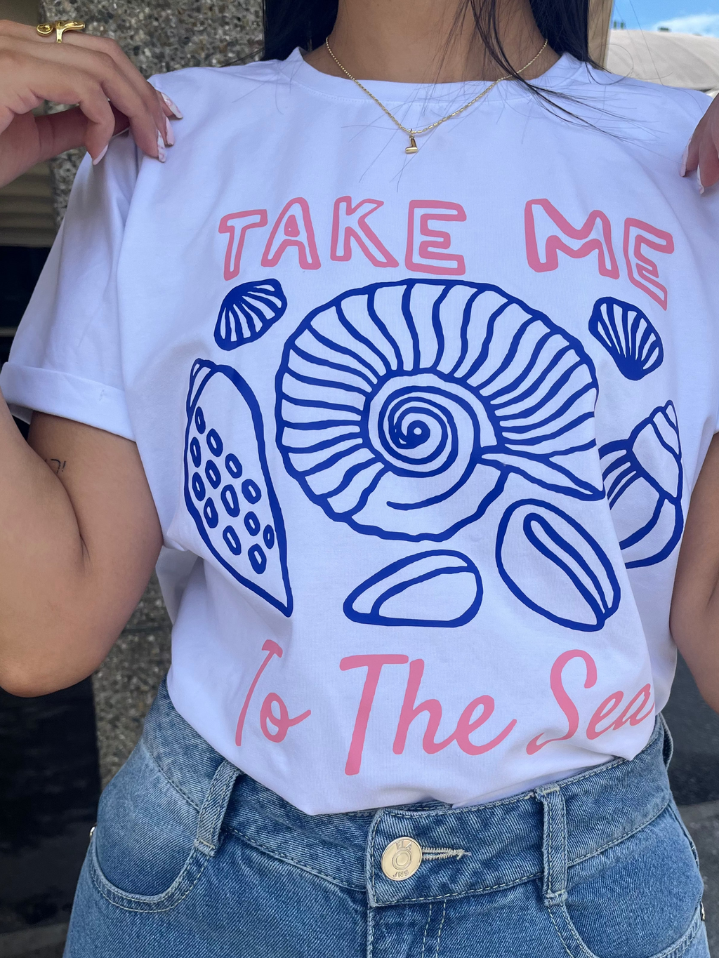 Camiseta Take Me