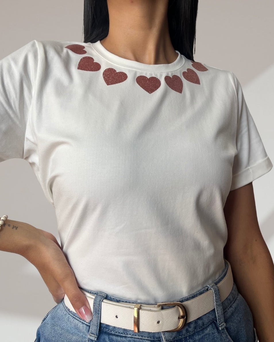 Camiseta Essential Hearts - Coquelicot