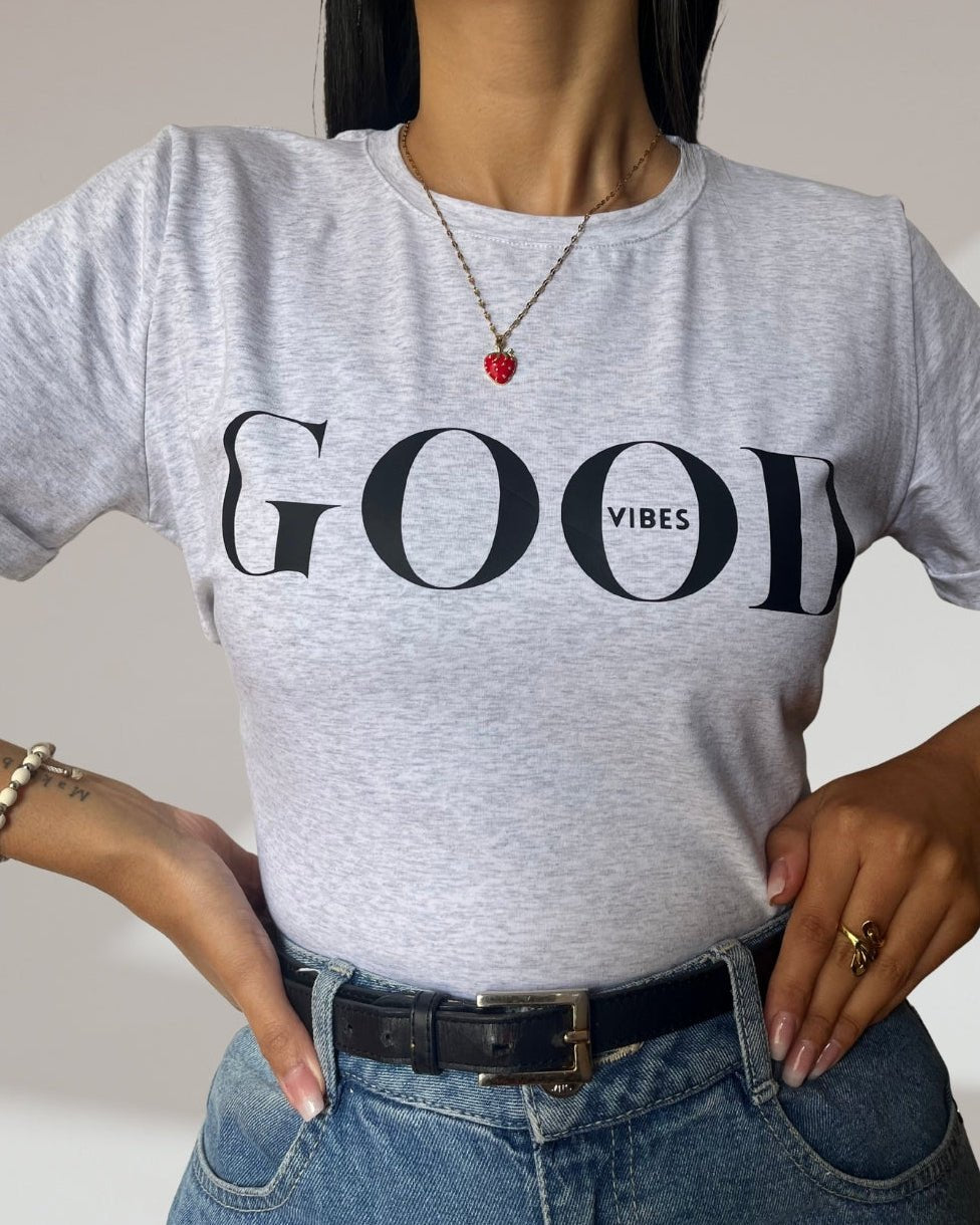Camiseta Good Vibes - Coquelicot