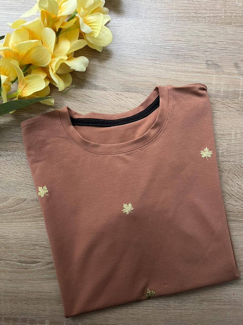 Camiseta Maple Glow - Coquelicot
